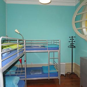 Habitación para Mujeres Compartida